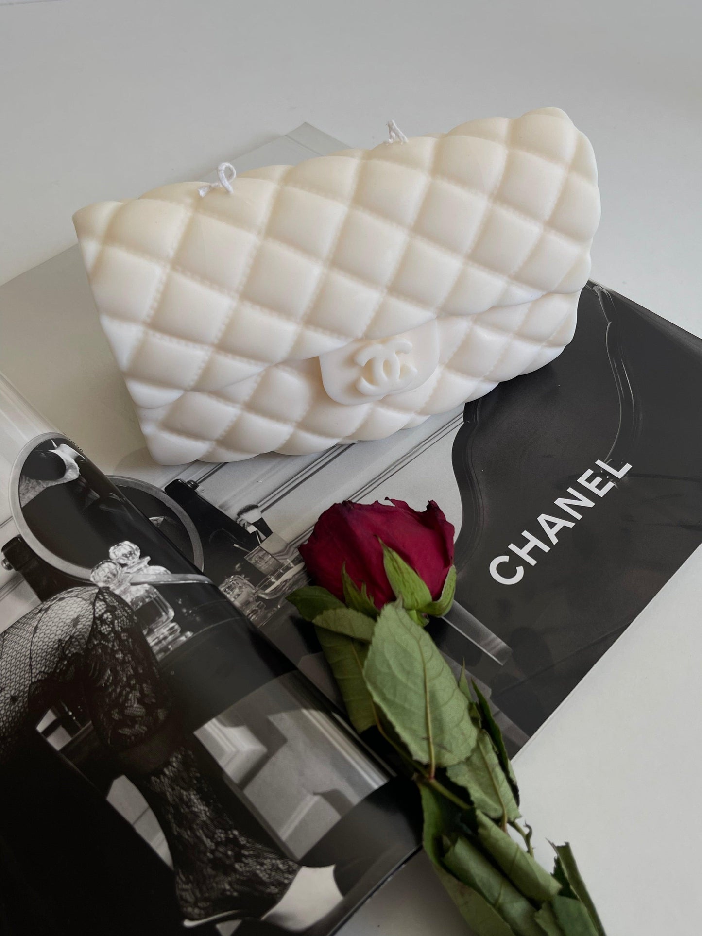Bougie inspirée du sac de Luxe CC | Bougie décorative - Lumea Candle